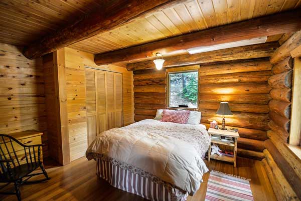 bedroom rustic interior design